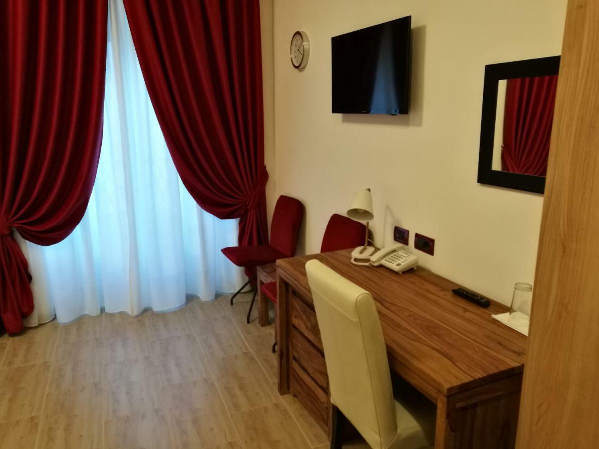 Al Trenino Accomodation Hotel Rome Exterior photo